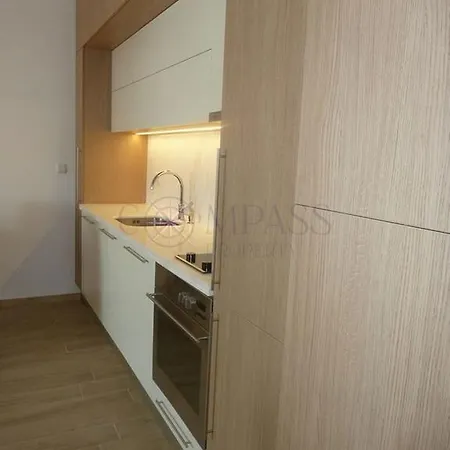 Mladost 1a Iliana Apartment
